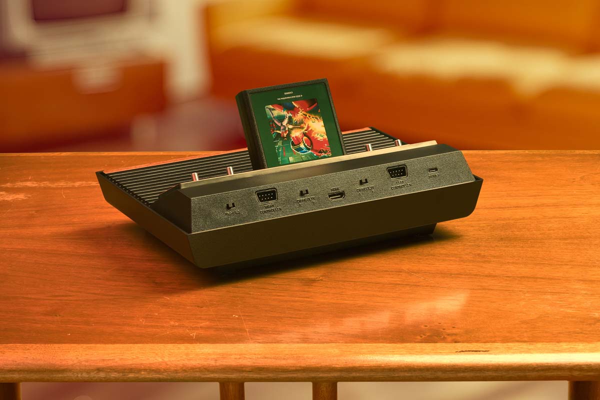 2600+ Console & Joystick